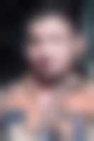 Une photo d’un participant qui veut faire connaissance et se marier