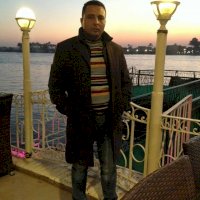 Une photo d’un participant qui veut faire connaissance et se marier